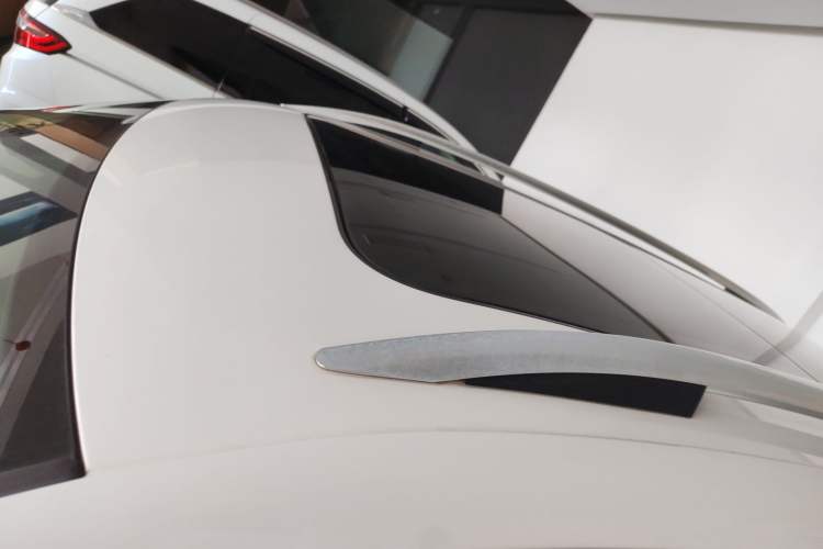 Used Volkswagen Tiguan 2015 1.8TSI Automatic All-Wheel-Drive Luxury Model Roof