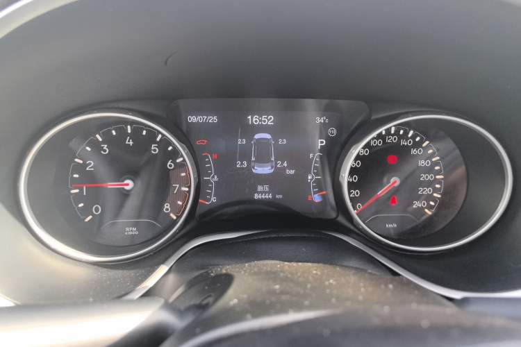 Used Jeep Compass 2017 200T Automatic Family Edition