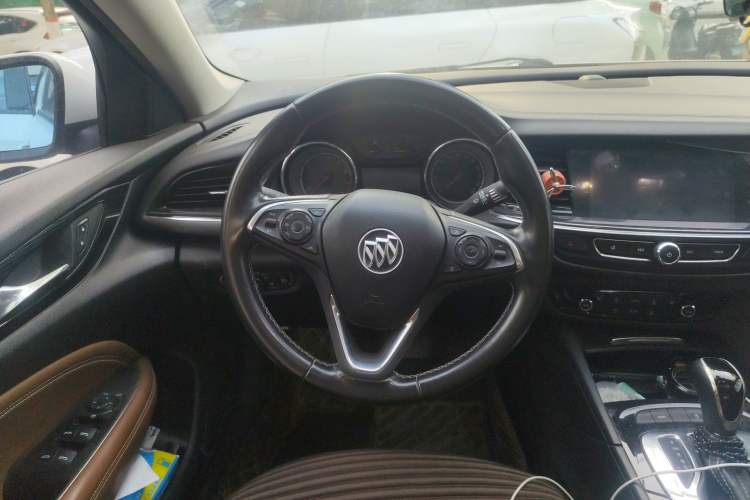 Used Buick Regal 2017 20T Elite Edition Steering Wheel