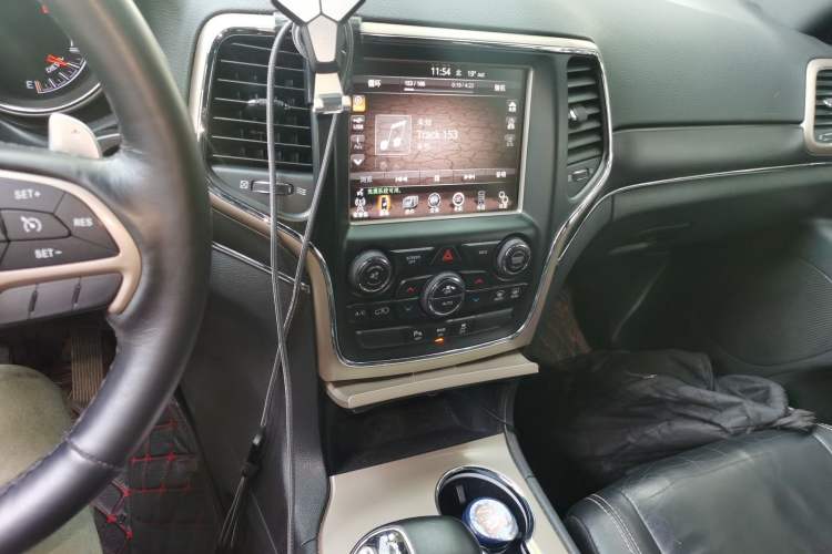 Used Jeep Grand Cherokee 2015 3.0TD Diesel Comfort Navigation Edition