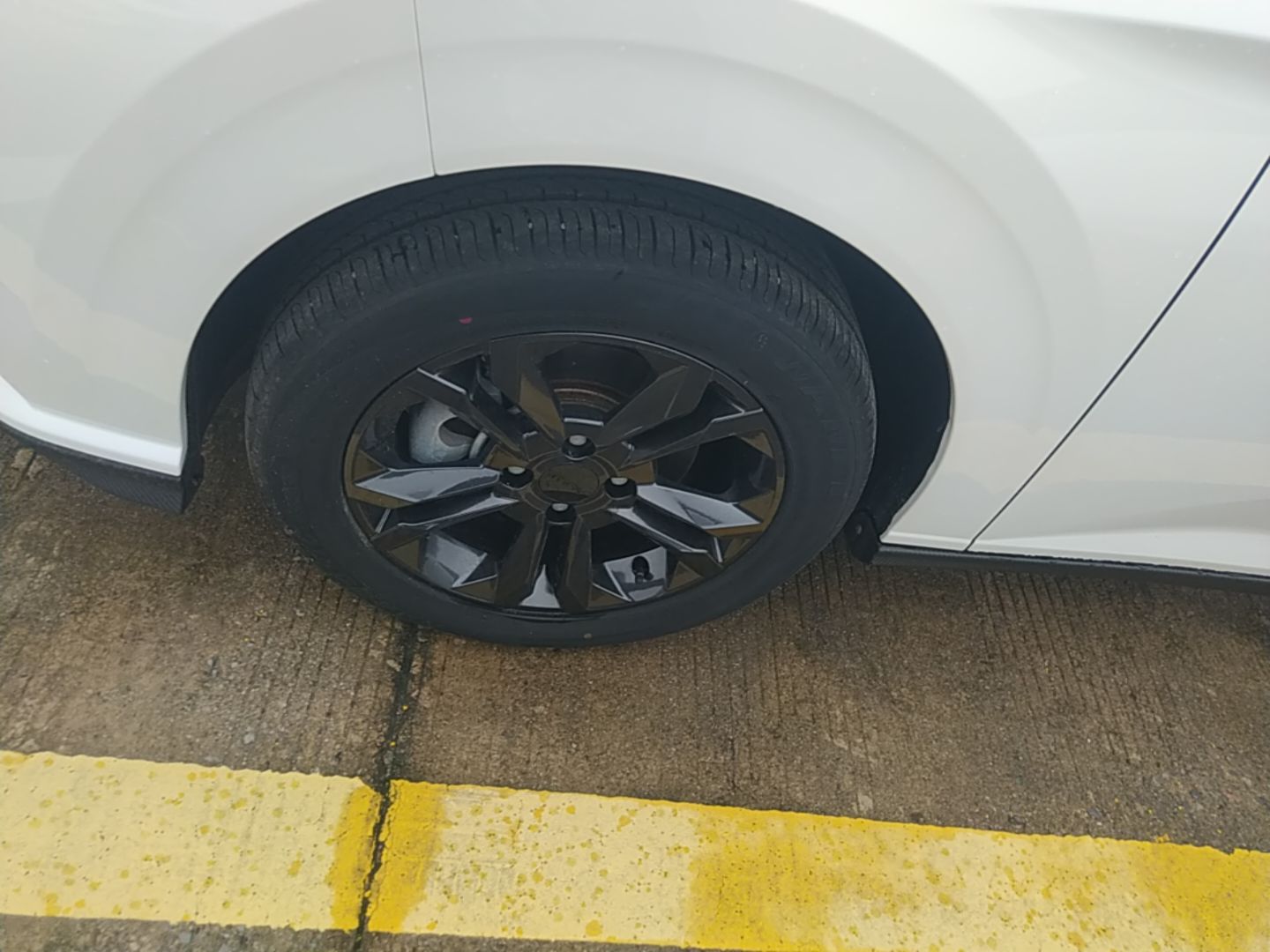 Dongfeng Aeolus Yixuan 2025 1.5L Automatic Luxury Version - Luxury — снимка 10
