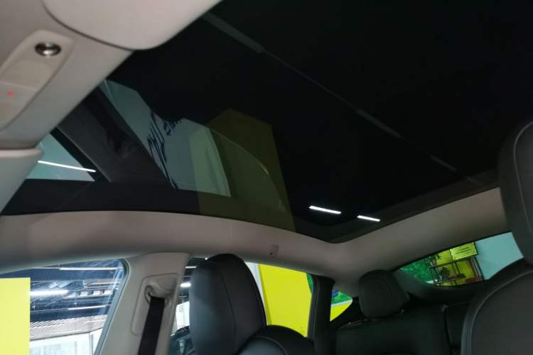 Used Tesla Model Y 2022 Rear-Wheel-Drive Version
