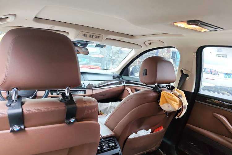 Used BMW 5 Series 2017 525Li Leading Model
