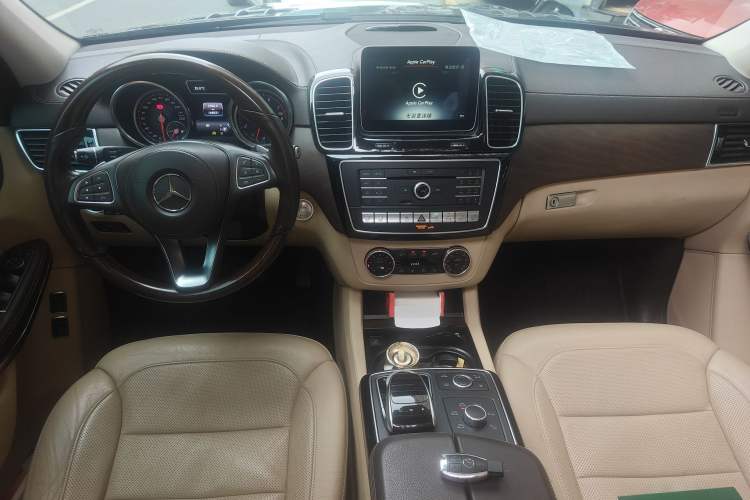 Used Mercedes-Benz GLS 2017 GLS 500 4MATIC Center Console