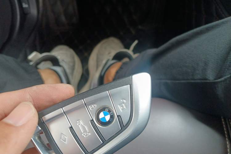 Used BMW 5 Series 2020 530Li Leading Edition Luxury Package Vehicle Key