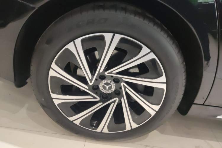 Used Mercedes-Benz E-Class 2024 E 300 L Luxury Sport Model