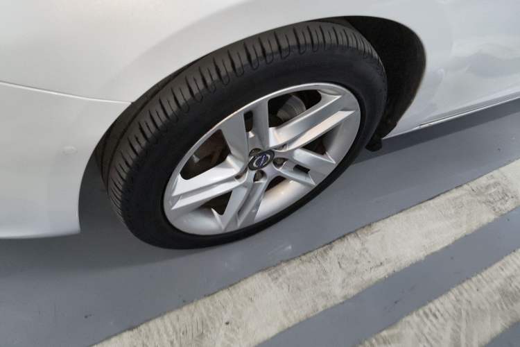 Used Volvo V60 2014 Restyled T5 Zhiya Edition