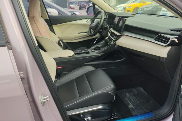 Used Lynk & Co 06 2023 Remix 1.5T Shero