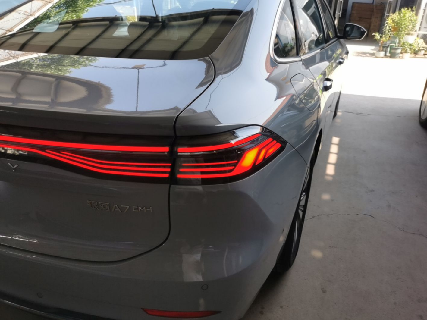 Geely Galaxy A7 2025 Model EM-i 150km Exploration+ Edition — снимка 9