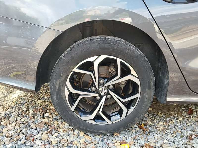 Used MG 5 2021 180 DVVT CVT Youthful Style Edition — 25
