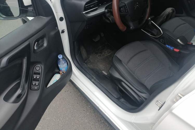 Used Citroen C3-XR 2021 190THP DCT ZhiShang Edition Driver Seat