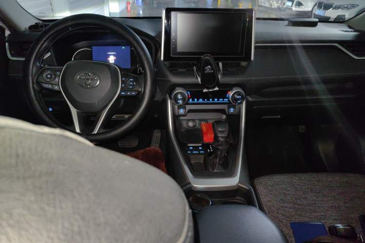 Used Toyota RAV4 2020 2.0L CVT Two-Wheel Drive Fashion Edition