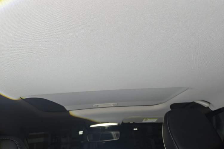 Used Geometry E Firefly 2022 401 km Linglong Tiger 4 Seats
