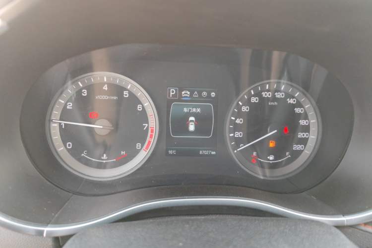 Used CHANGAN CS55 2018 1.5T Automatic Colorful Edition China V Standard Instrument Cluster