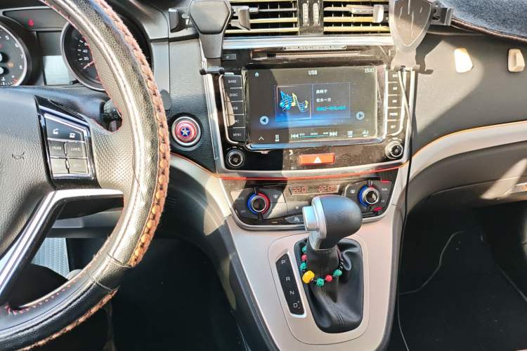 Used Haval M6 2018 Revised Version 1.5T DCT Two-Wheel Drive Elite Edition