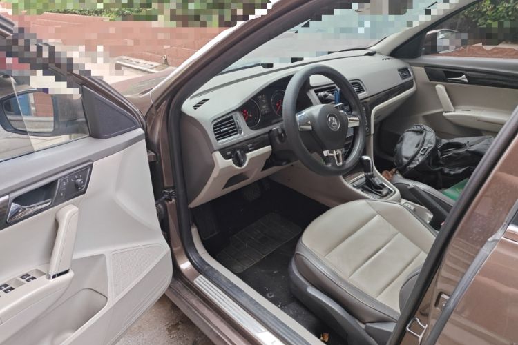 Used Volkswagen Gran Lavida 2013 1.6L Automatic Comfort Model