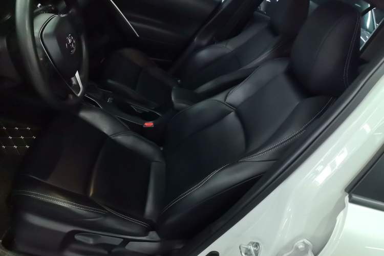 Used Toyota FRONTLANDER 2023 2.0L CVT Elite Edition Left Front Seat