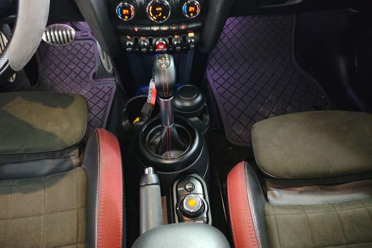 Used MINI MINI 2017 2.0T COOPER S Racing Enthusiast Five-Door Edition