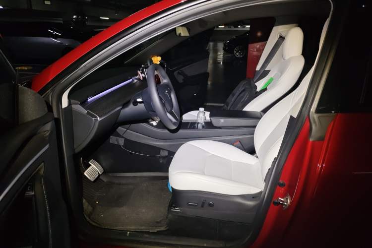 Used Tesla Model Y 2021 Performance High-Performance All-Wheel-Drive Version
