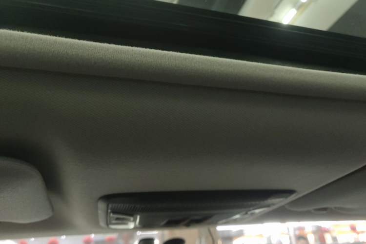 Used Honda Vezel 2016 1.8L CVT Front-Wheel Drive Pioneer Edition