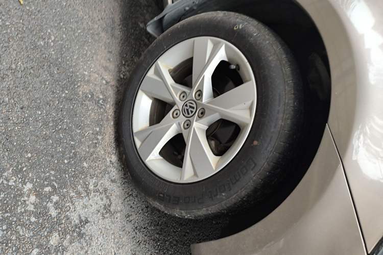 Used Volkswagen Bora 2014 1.6L Manual Comfort Model
