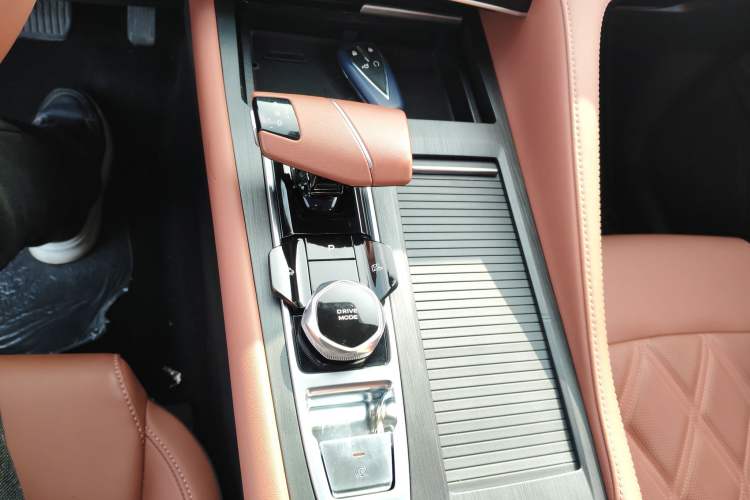 Used Changan CS75 PLUS 2023 3rd Generation 1.5T Automatic Pilot Model
