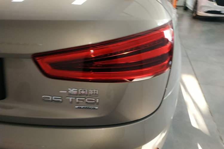 Used Audi Q3 2015 35 TFSI quattro Technology Edition
