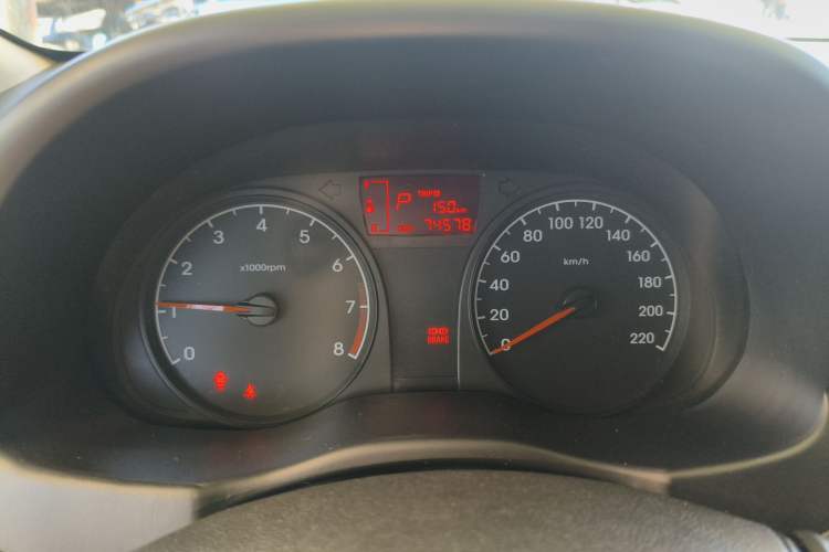 Used Hyundai Verna (older generation) 2016 1.4L Automatic Smart GLS Instrument Cluster