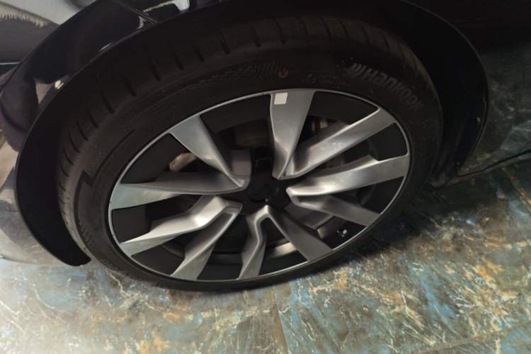 Used Tesla Model 3 2023 Rear-Wheel-Drive Version