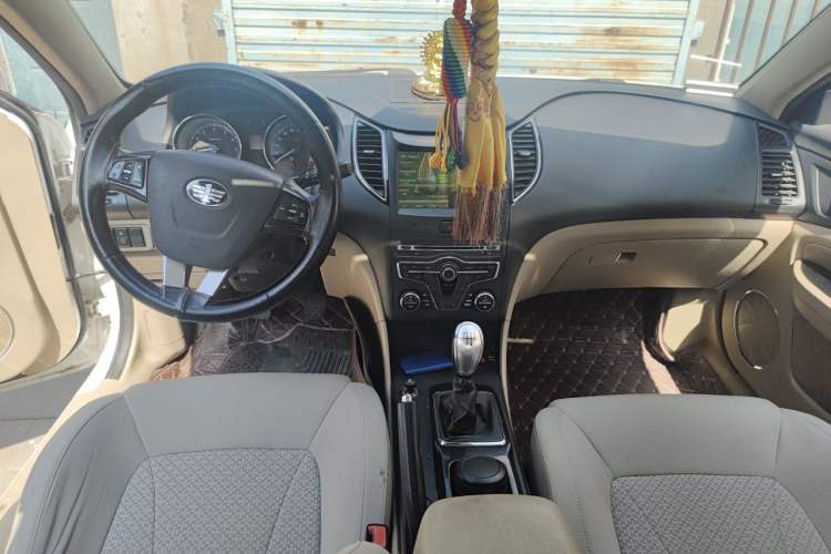 Used Bestune B50 2013 1.6L manual luxury version