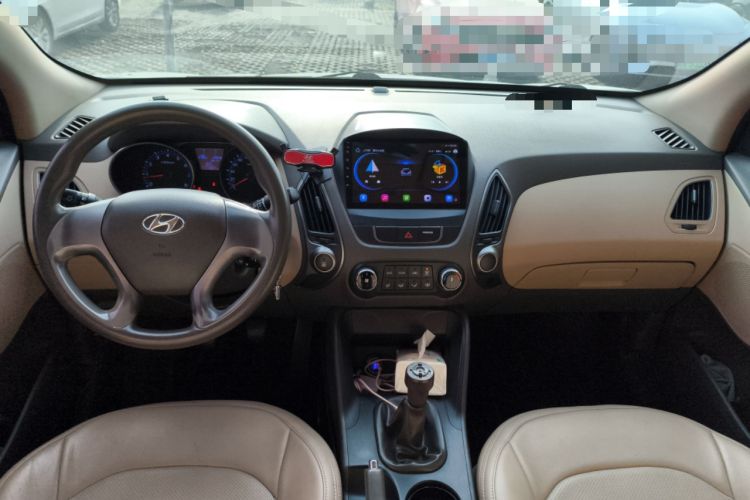 Used Hyundai ix35 2010 2.0L Manual Two-Wheel Drive New Edition GL
