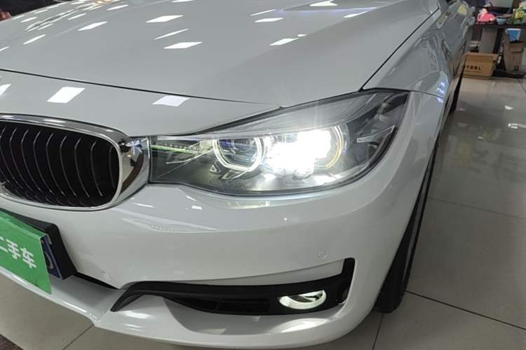 Used BMW 3 Series GT 2019 320i Sport Edition
