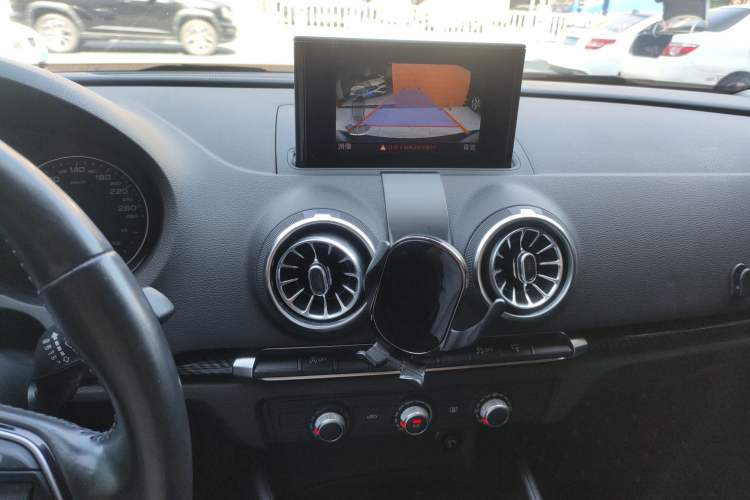 Used Audi A3 2016 Limousine 35 TFSI Prestige Edition
