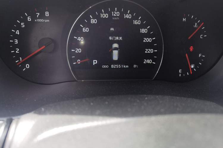 Used Kia Sorento 2013 2.4L 5-seat Gasoline Luxury Edition Odometer Close Up