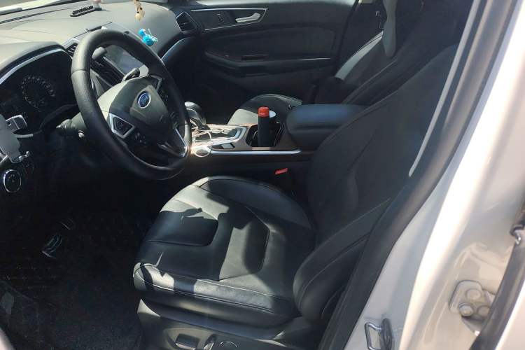 Used Ford Edge 2016 EcoBoost 245 Four-Wheel Drive Titanium 7-Seater