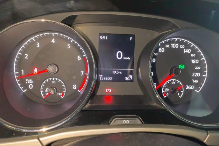 Used Volkswagen Touran 2016 Volkswagen Touran L 280TSI DSG Comfort Edition
