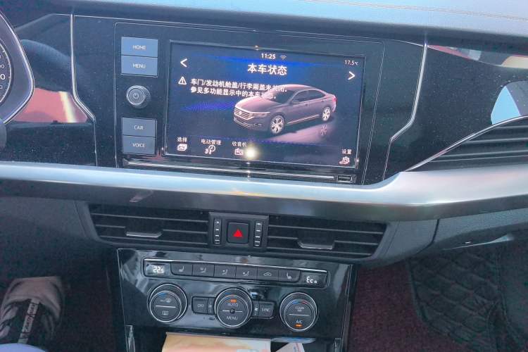 Used Volkswagen Passat New Energy 2019 430 PHEV Hybrid Elite Edition Audio And AC Panel