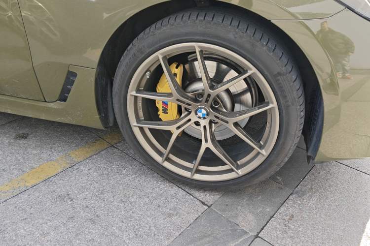 Used BMW 6 Series GT 2021 630i M Sport Package Right Front Wheel Hub