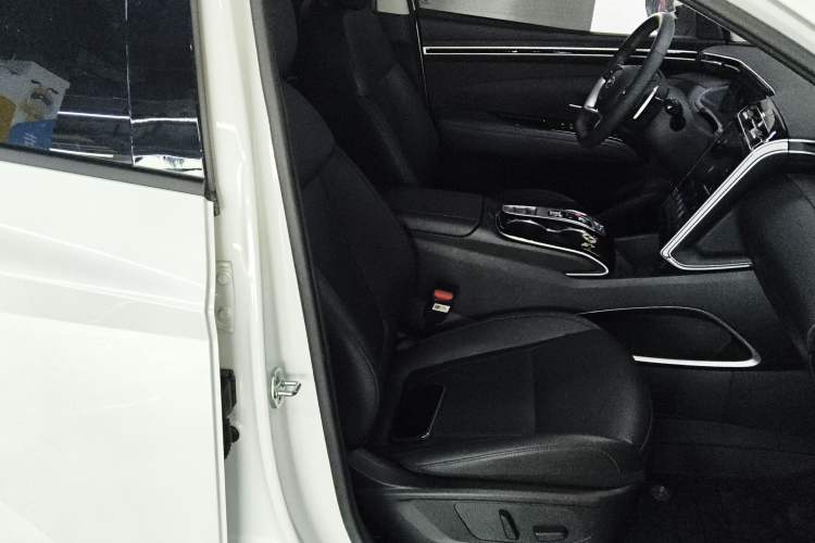 Used Hyundai Tucson 2023 Tucson L 1.5T Automatic Two-Wheel Drive LUX Prestige Edition