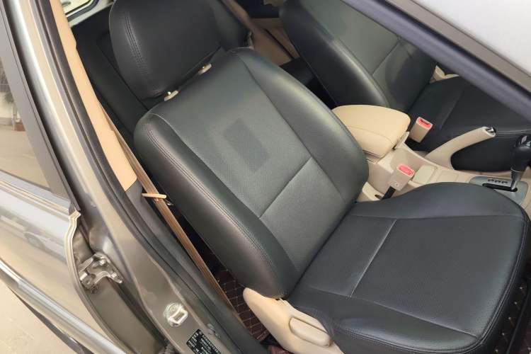 Used Kia Sportage 2013 2.0L Automatic Two-Wheel Drive GL Trim Right Front Seat