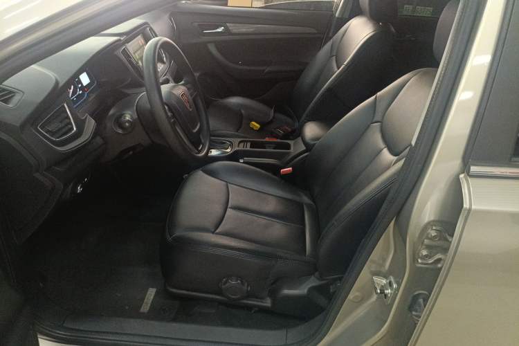 Used Roewe 360 2017 1.5L Automatic Luxury Edition
