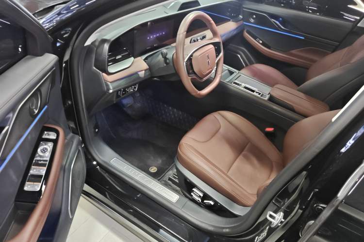 Used Lincoln Z 2025 2.0T Zunyi Hybrid Version Driver Seat