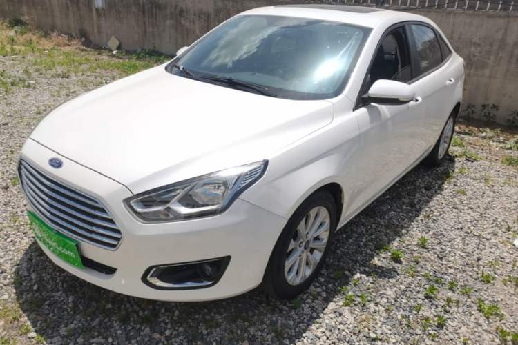 Used Ford Escort 2017 Happiness Edition 1.5L Automatic Fashion Version