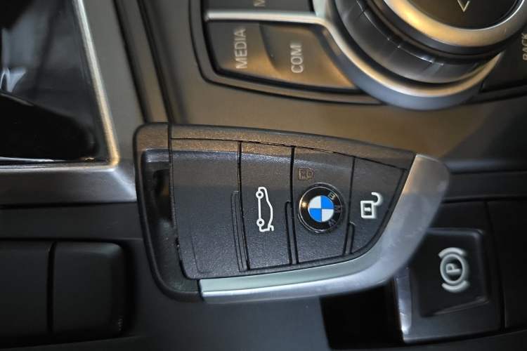 Used BMW X1 2022 sDrive25Li Leading Model Vehicle Key