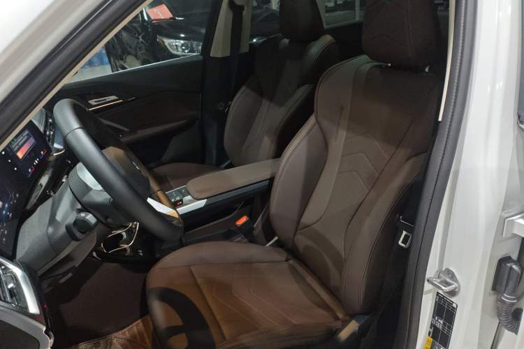 Used BMW iX1 2025 eDrive25L X Design Package