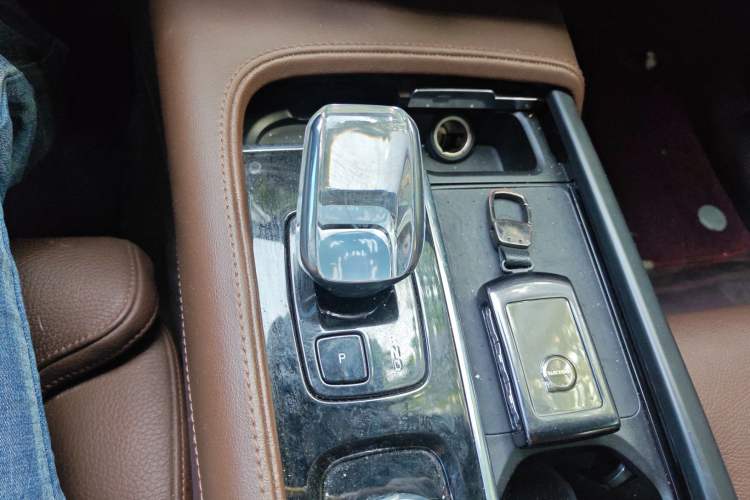 Used Volvo S90 2023 B5 Zhiyuan Luxury Edition