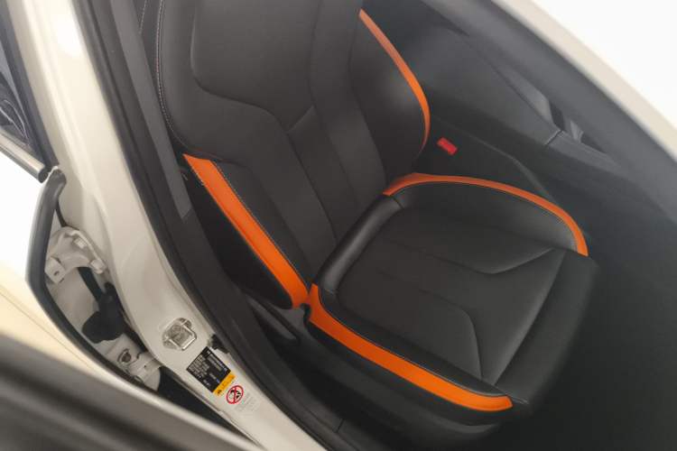 Used CHANGAN UNI-V 2023 1.5T Premium Model