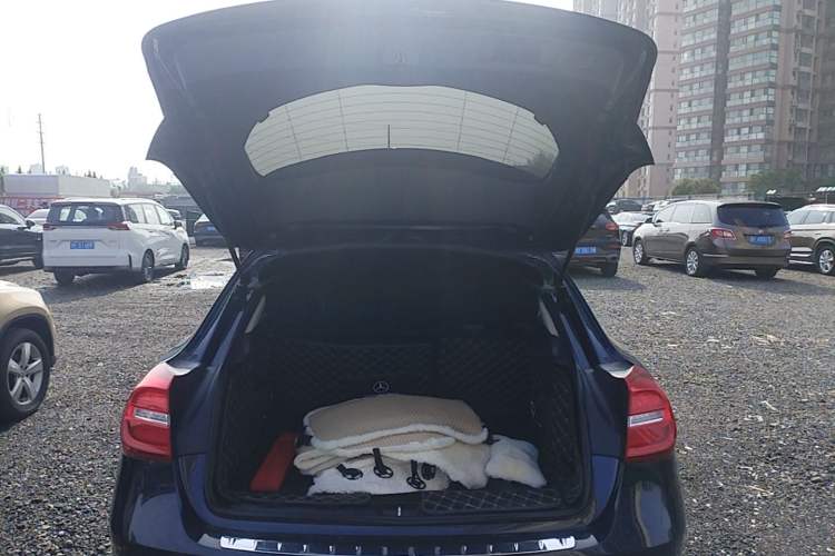 Used Mercedes-Benz GLA 2016 GLA 200 Fashion Model