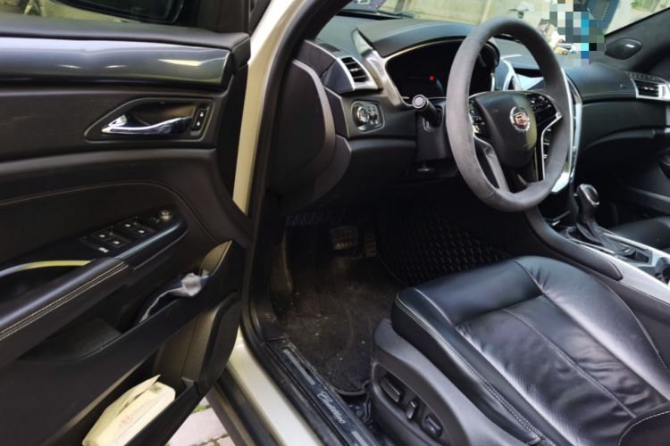 Used Cadillac SRX 2013 3.0L Comfort Model