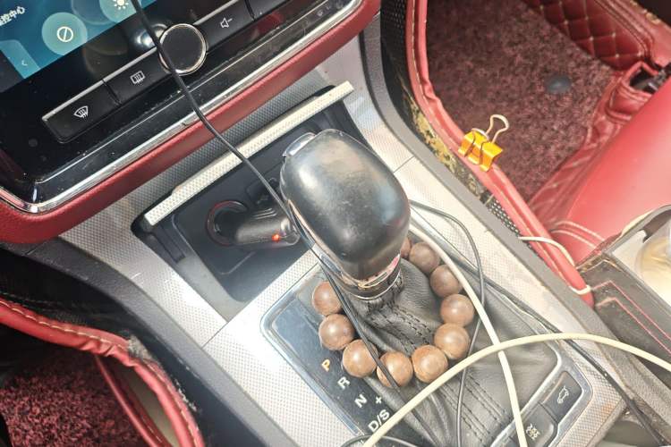 Used Roewe RX5 2016 30T Four-Wheel Drive Automatic Internet Smart Luxury Edition
